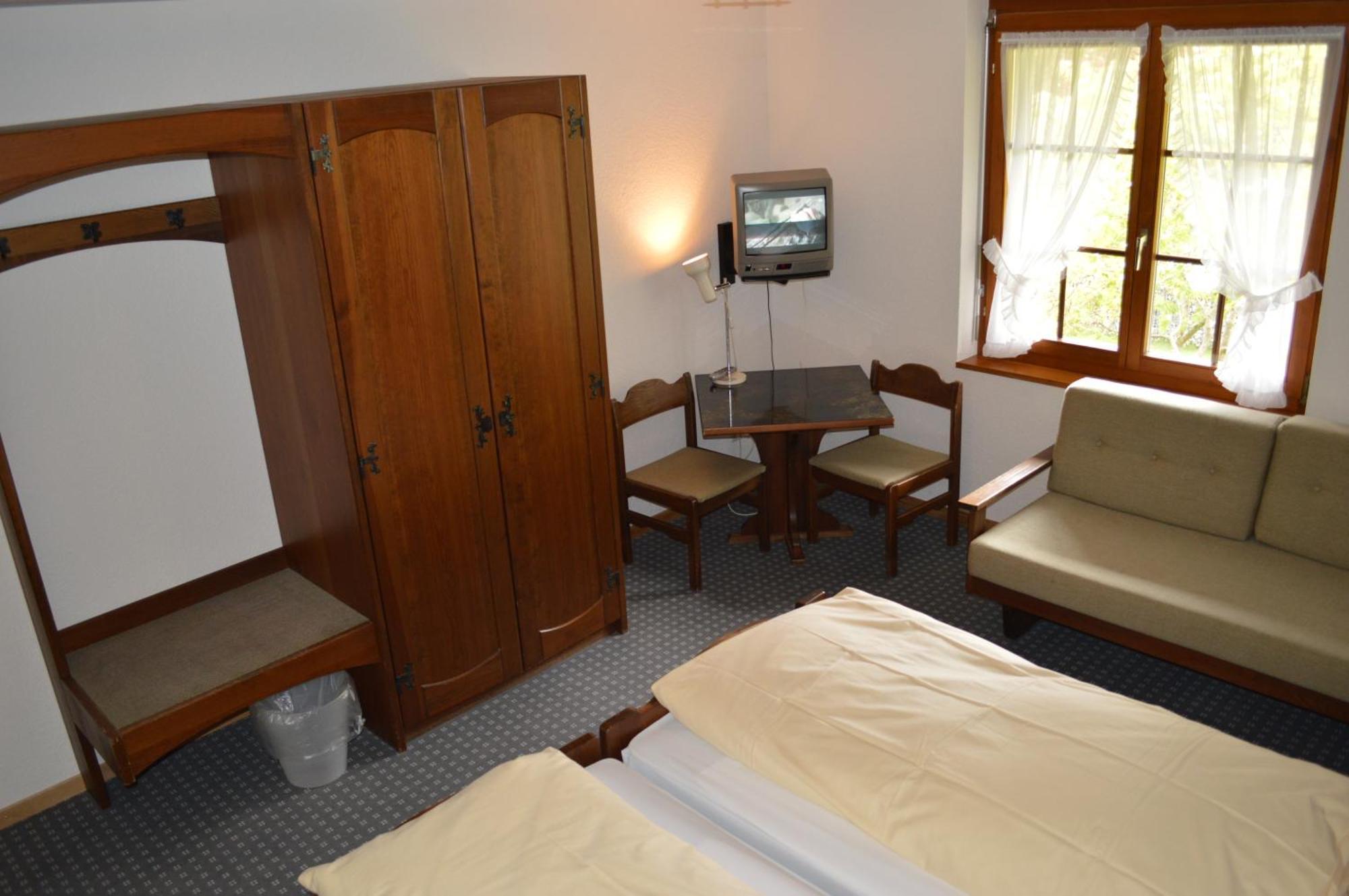 Hirschen Eggiwil Hotell Rom bilde