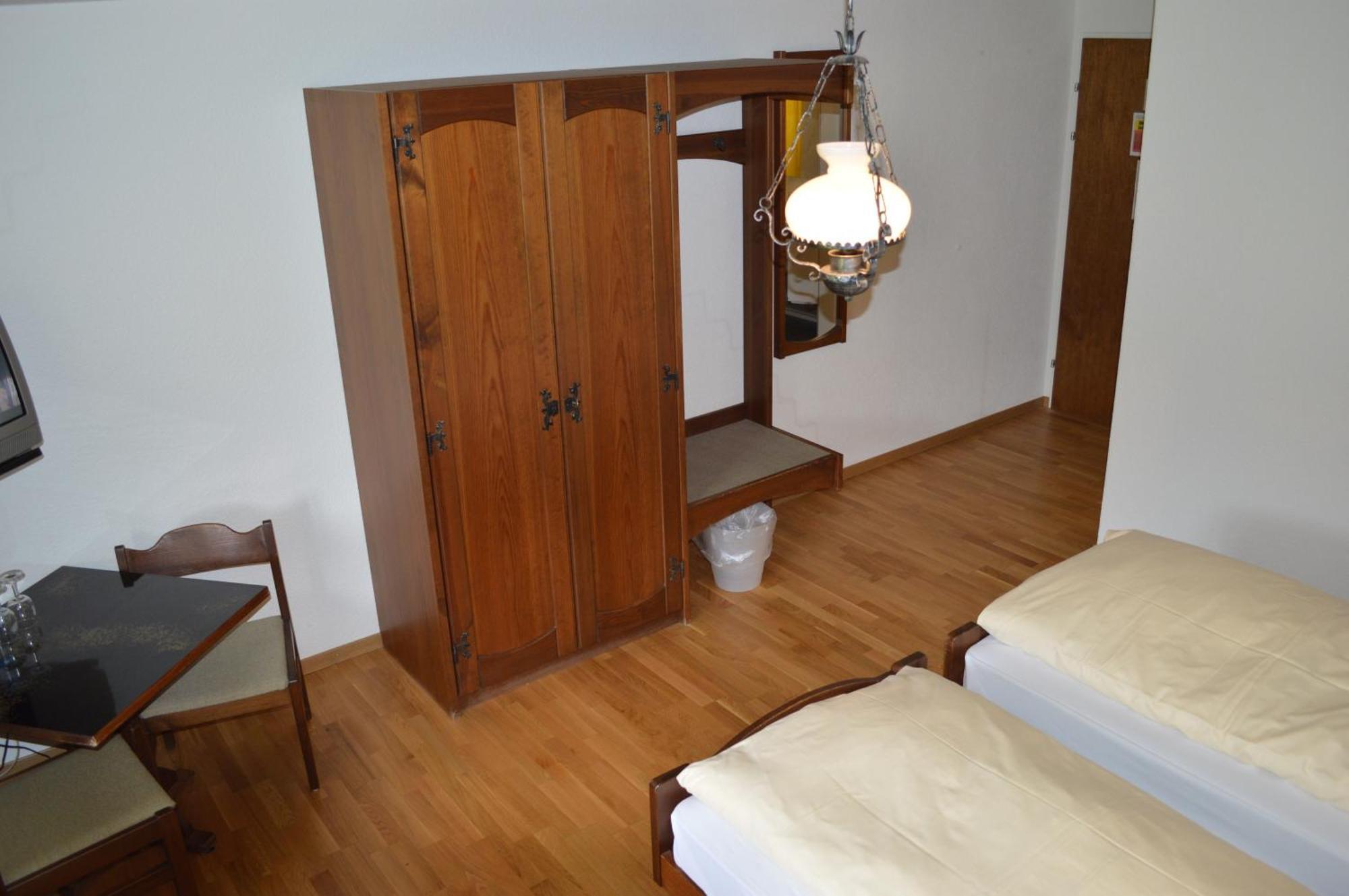 Hirschen Eggiwil Hotell Rom bilde