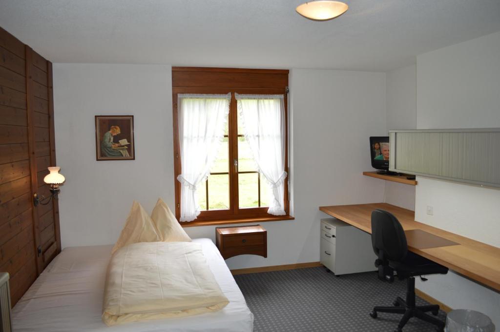 Hirschen Eggiwil Hotell Rom bilde